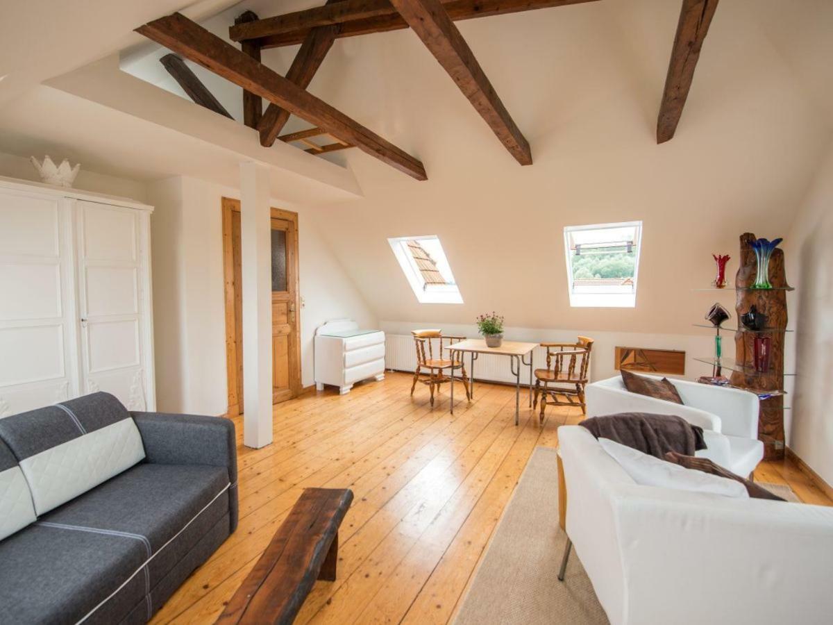 Kanalvilla - Urlaub Am Nord-Ostseekanal - Zwei Ferienwohnungen Im Angebot- Eine Im Dachgeschoss Und Eine Wohnung Mit Garten Sehestedt  المظهر الخارجي الصورة