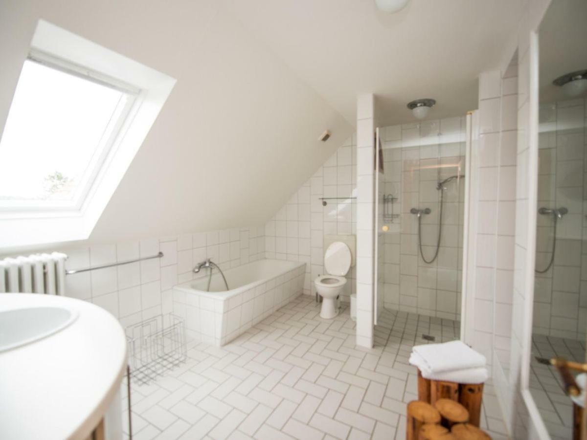 Kanalvilla - Urlaub Am Nord-Ostseekanal - Zwei Ferienwohnungen Im Angebot- Eine Im Dachgeschoss Und Eine Wohnung Mit Garten Sehestedt  المظهر الخارجي الصورة